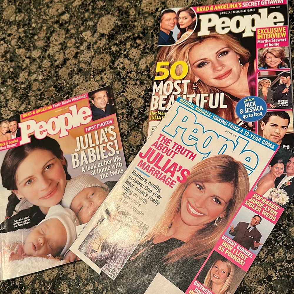 Julia Roberts Magazine’s 2003